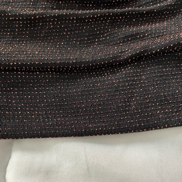 JENNIFER LOPEZ Sweater. Black with Orange Sparkle Accents - Picture 4 of 6